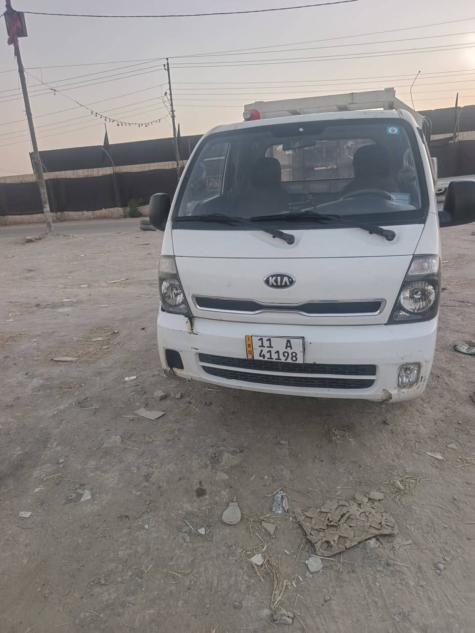 للبيع كيا 
موديل ١٥ 
تخم تاير 
تحويله ١٤
مكانه جديده
رقم بغداد
***********7746097528
