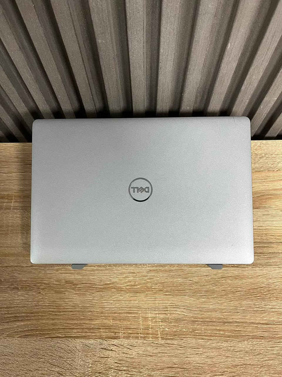 Dell latitude 5420
الجيل الحادي عشر 
معالج: Cori5 جيل 11 حديث 
رام: 8GB قابل للتطوير 
هارد: 256GB SSD قابل للتطوير 
شاشة: 14 انش 
كرت شاشة 4GB intel 

هدايا ماوس مع حقيبة لابتوب وماوس باد والشاحن الاصلي 

السعر 365 الف 
العنوان بغداد الأمين الثانيه 
واتساب ***********
