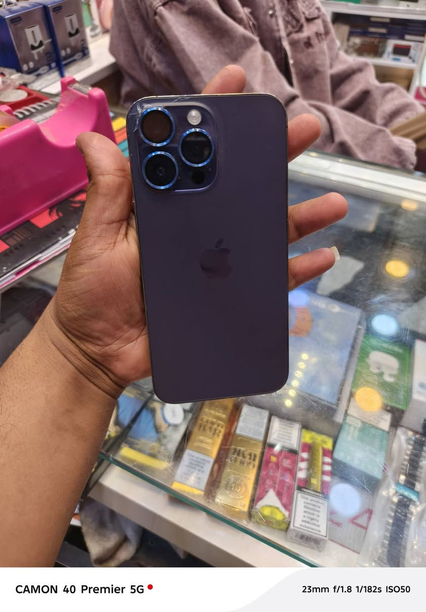 السلام عليكم
ايفون 14 برو ماكس 

ذاكره 256

بطاريه 89 

دبل سيم كارت ZAA عربي شرق اوسط

الجهاز مبدل ضهر ومكسور فقط 

مكاني نجف 

اتصال او واتساب 
***********
