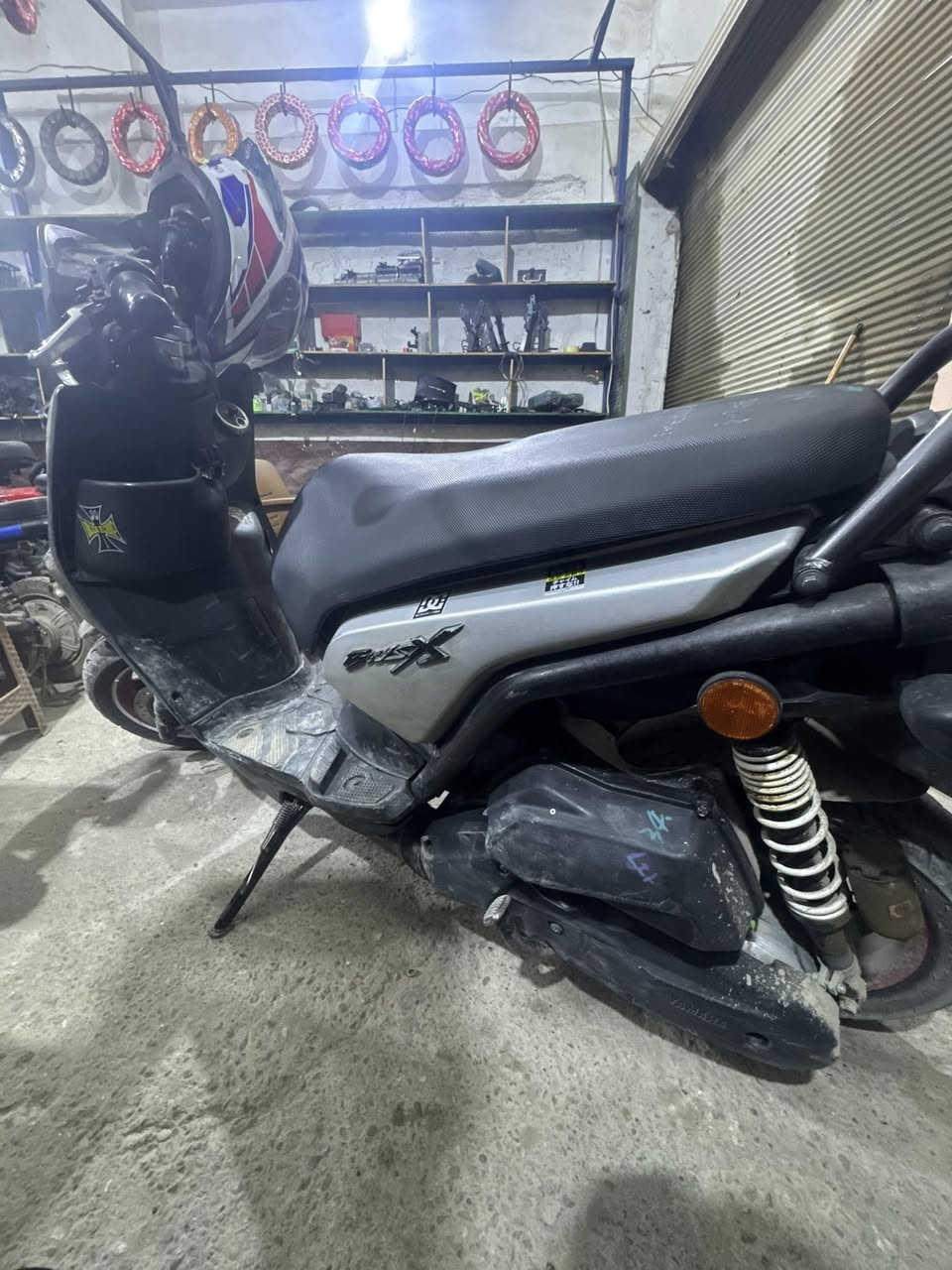 السلام عليكم سكنس جبلي للبيع دراجة مفولة تزويد داخل المكينة بوشة 63كور بصمة كلجات WF كله ياباني السعر مليون 600 وبيه مجال حك الجية الرقم ***********
