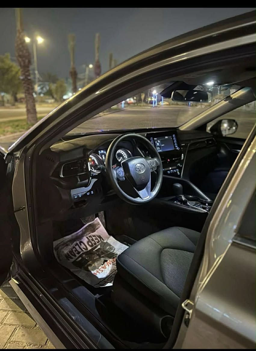 السلام عليكم تويوتا كامري 2023 ياباني أصليّ استيرادي الخاص ماشيه 55الف مواصفات Li. سياره بصمه 
للاستفسار *********** واتساب فقط
