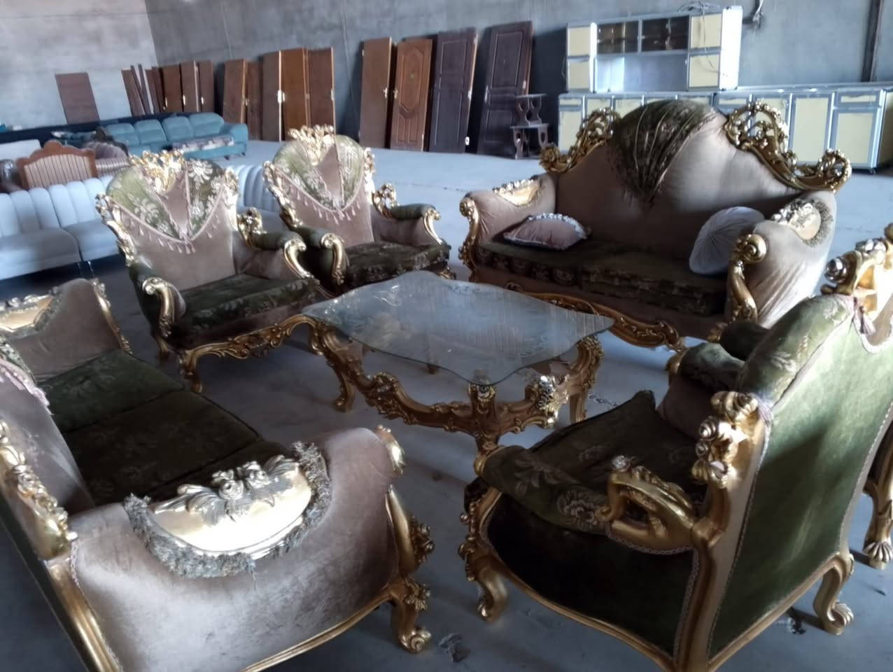 بالة منزلية باسعار مناسبة
ميوزة طعام 
تخم ملكي نضيف 
للاستفسار مراسلة الصفحة او الاتصال على 
‏‪0771 435 2864‬‏
او ***********
