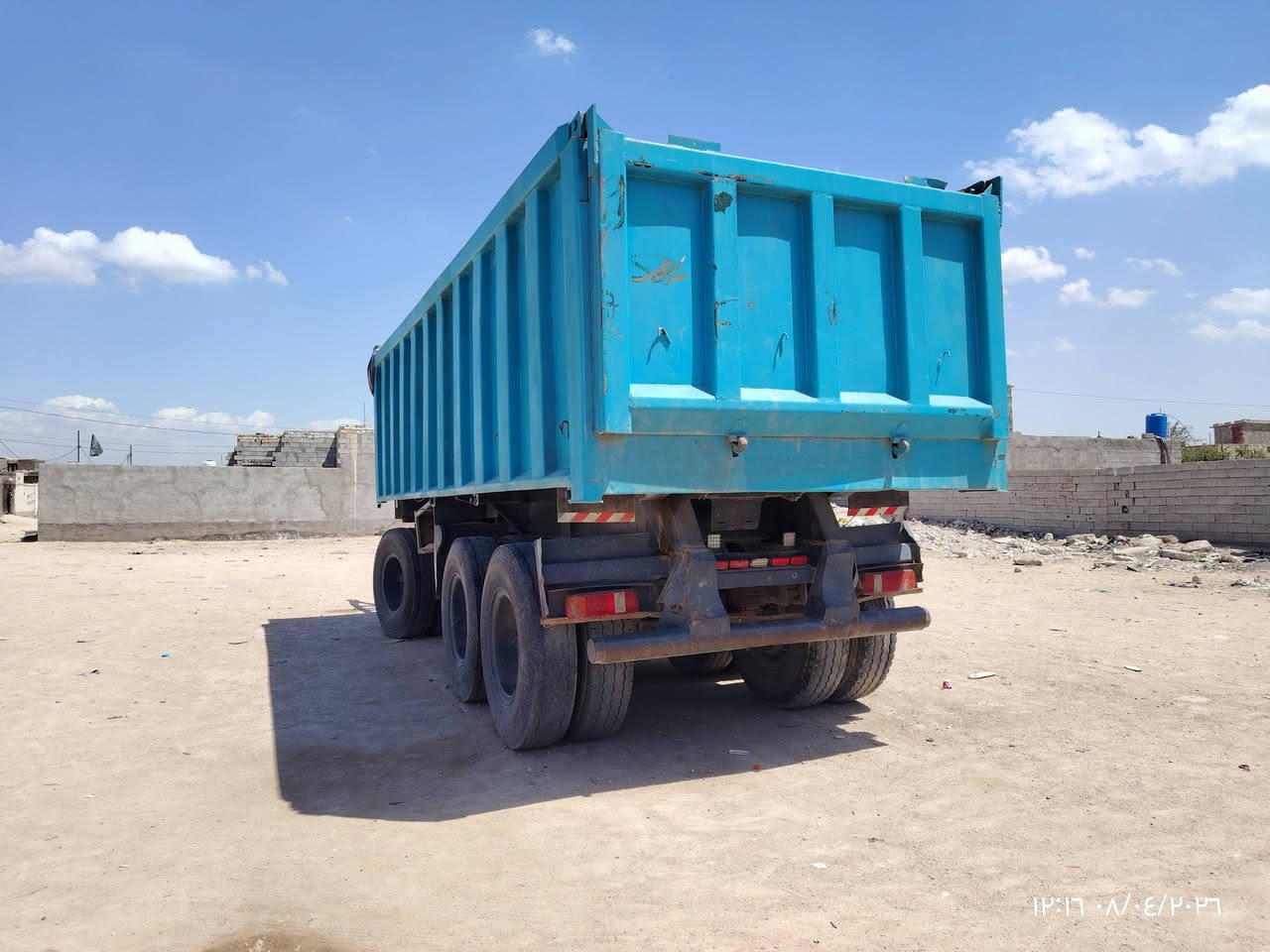 سلام عليكم عربانه للبيع لعاب طول سبعه متر مكان نجف ***********
