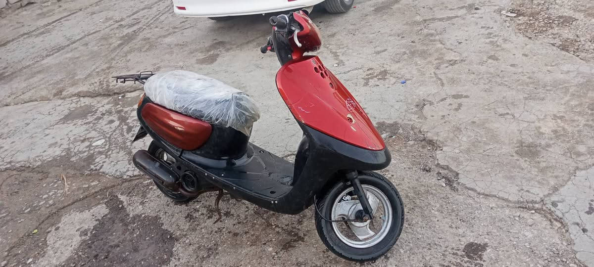 السلام عليكم ورحمه الله وبركاته اخواني الاعزاء الي ما يعجبه النشور يطلع كبل دراجه منغولي فحل شغاله من الطول الطول اشاير لايت بك لايت هورن قفل جنطه وقفل سكان دراجه شخاله من اول هندر توني امبدل كابريته وجاين وبلك وراس ابلك دراجه كامله وحلوه والسلف وكف وحده للعلم اكفل سرقه وعشائر
السعر275وبيه مجال للطيبين 
للتواصل واتساب او علا الرقم***********
