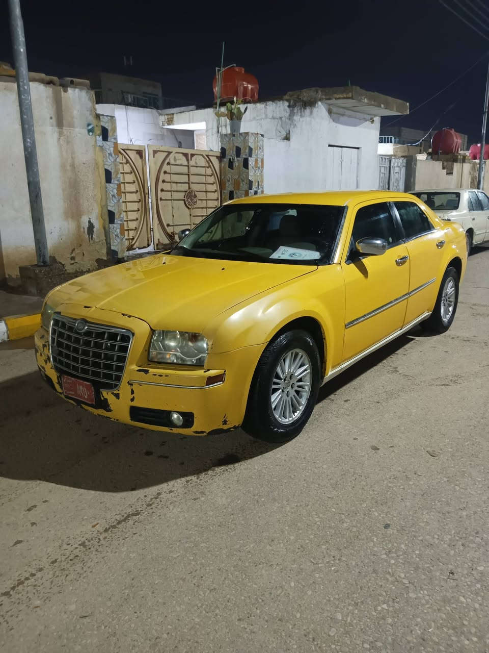 السلام عليكم
وباما البيع موديل10اصل السياره رقم نكليزي 

سنويه ال28ابسمنا مصفر هيئه وغرامات 

وصل غط بغداد هوية العمود بيها كير ومكينه كفاله السياره كندي مكفول كاله عامه من ضربه 

وتبديل عنوانها ميسان العماره السعر خابر وتدلل 

***********
