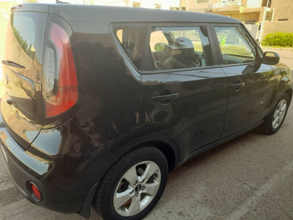 سلام عليكم سيارة صول موديل ٢٠١٧ وارد أمريكي 
بدون ايرباك ماشية ٩٢ مايل 
 مدوشمة غرفتها  جلد كاعية وصندوك كشنات 
شاشة وكامرة حساس خلفي 
تحكم استيرن كروز سرعة 
 تخم تاير كلة نظيفه صدر جديد 
رقم بغداد سنوية وأرقام وهزة جديدة باسمي
 مكينة وكير وتبريد خير من الله محرك GDI  1600 
 مكان سيارة بالاعظمية للإستفسار الاتصال 7711231798 0 
 والسعر ٩٨وبي مجال بسيط بغداد, العراق


**إذا كنت صاحب هذا الإعلان وتريد حذفه لأي سبب، رجاءا أرسل رسالة إلى الدعم الفني**
