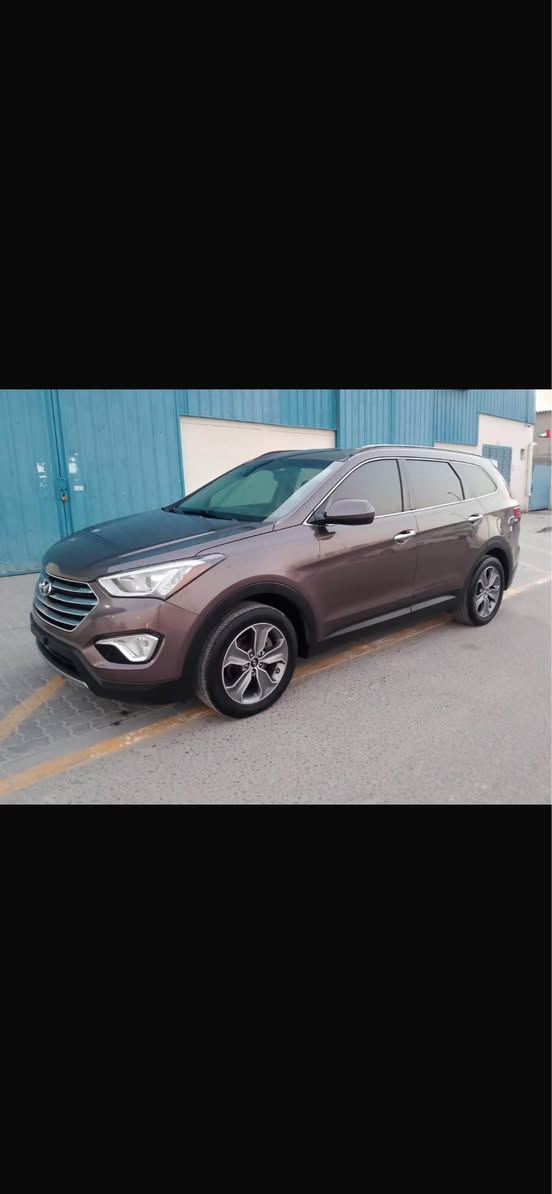 Hyundai Santafe 2016 model mid options 
7 seater SUV
Fresh import from USA 
Not accident from any side 
Low mileage 
Location Sharjah 
4WD SUV
Run and drive 
RTA passing guarantee 
Engine gear chassis Everything perfect 
Just buy n drive الشارقة, الإمارات العربية المتحدة


**إذا كنت صاحب هذا الإعلان وتريد حذفه لأي سبب، رجاءا أرسل رسالة إلى الدعم الفني**