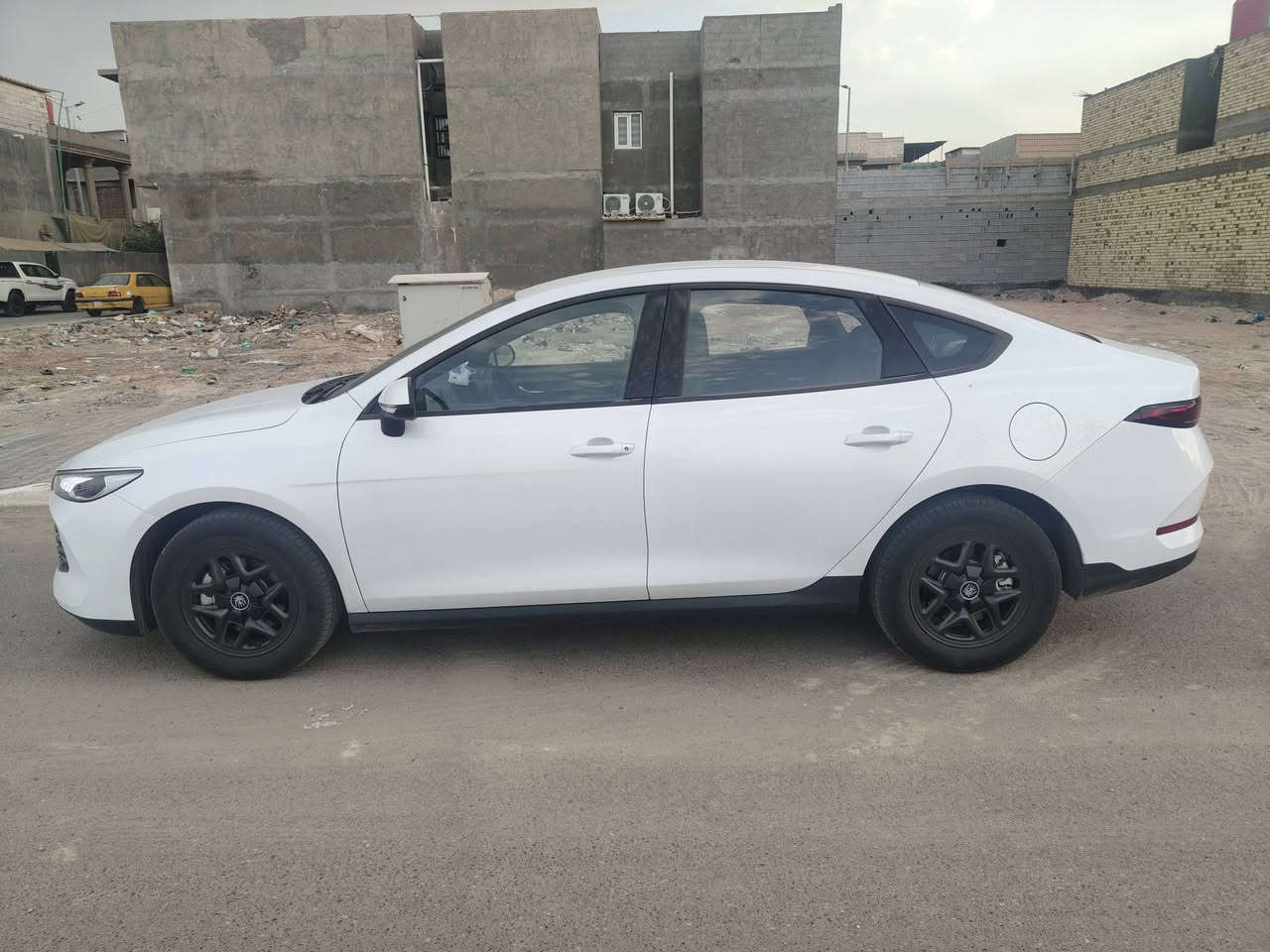 السلام عليكم BYD كن بلاص مديل 2025 زيرو رقم بغداد بيها سنويه باقي تثبيت لوحات سياره اقصاد 3سنوات وتتحول مقترضها منتسب مكانها البصره الطوبه والنخيله
***********
***********
