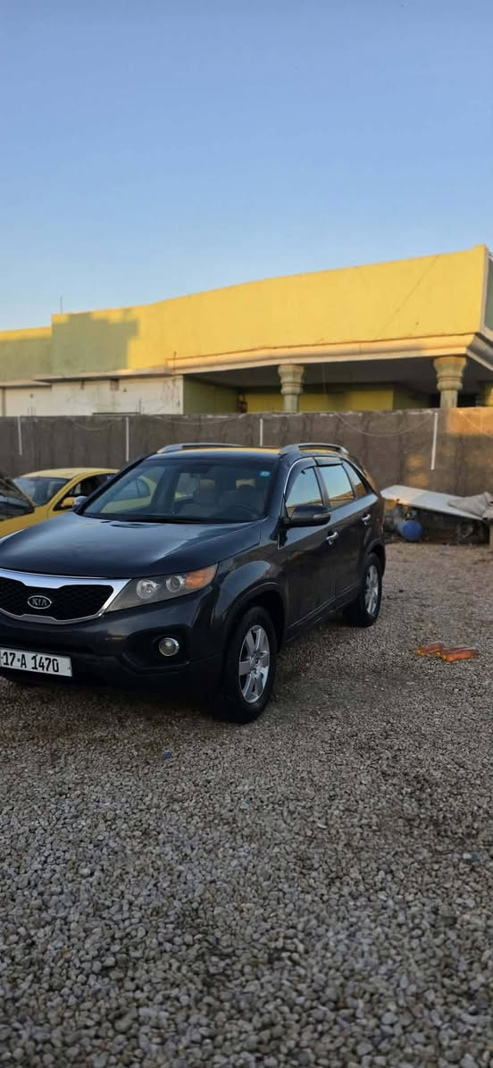 سورنتو مديل ١١ضربته جملغ وبنيد كير ومكينه مكفولات مكاني حله ورديه السعر ١١٠سياره جاهزه من كلشي ***********
