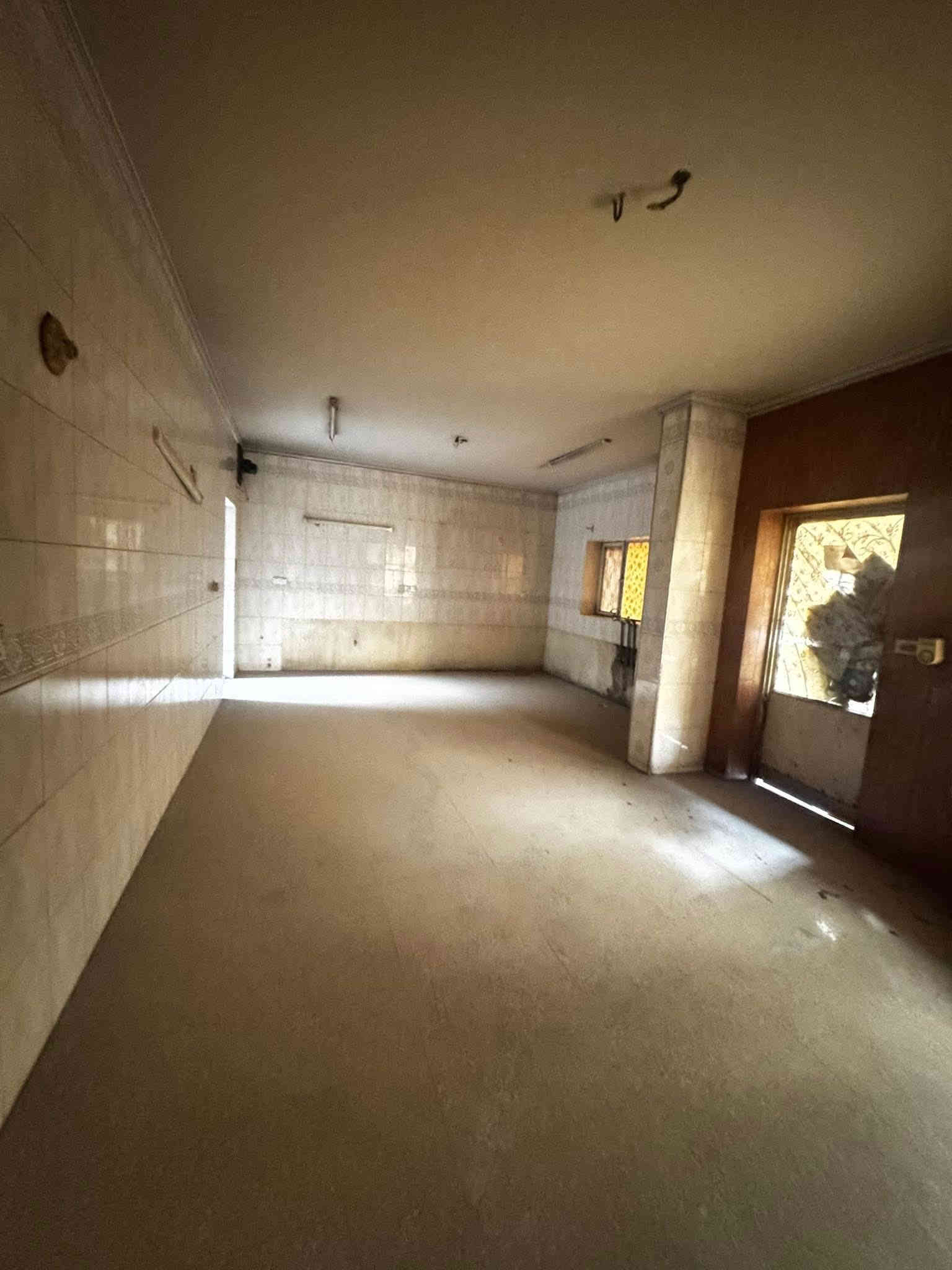 #أعـلان_أيـجـار 

دار لـلأيـجـار #الـكـرادة ، مـسـاحـة 300 مـتـر   

 📍الـعـنـوان : الكـرادة هويدي قرب شارع العطار 

 يحتوي على 4 غرف وحمامات و صـالات و  مـطـبـخ و كـراج                

◾نقدم لك خدمات عقارية متكاملة  :

▪️نجد لك عقار يلبي كل احتياجاتك .
▪️نأجر عقارك باسرع وقت ممكن .
▪️نقدم لك موقع عقاري متكامل ( إيجارات الكرادة ) .

◾تابع صفحاتنا لتصلك كل عروضنا الجديدة .

✨ اختار الصح .. وخليك ويا #إيجارات_الكرادة ✨ 

◾للطلب و الاستفسار تواصلو معنا عبر الارقام الاتية :

⬅️ *********** يوجد واتس 📞  مهندس أسامة 
⬅️  ***********  يوجد واتس 📞  مهندس عمر 

#عقارات_بغداد #عقارات_الجادرية #عقارات_المنصور #عقارات_اليرموك #عقارات_الكرادة #عقارات_العرصات
#مجمعات_سكنية
