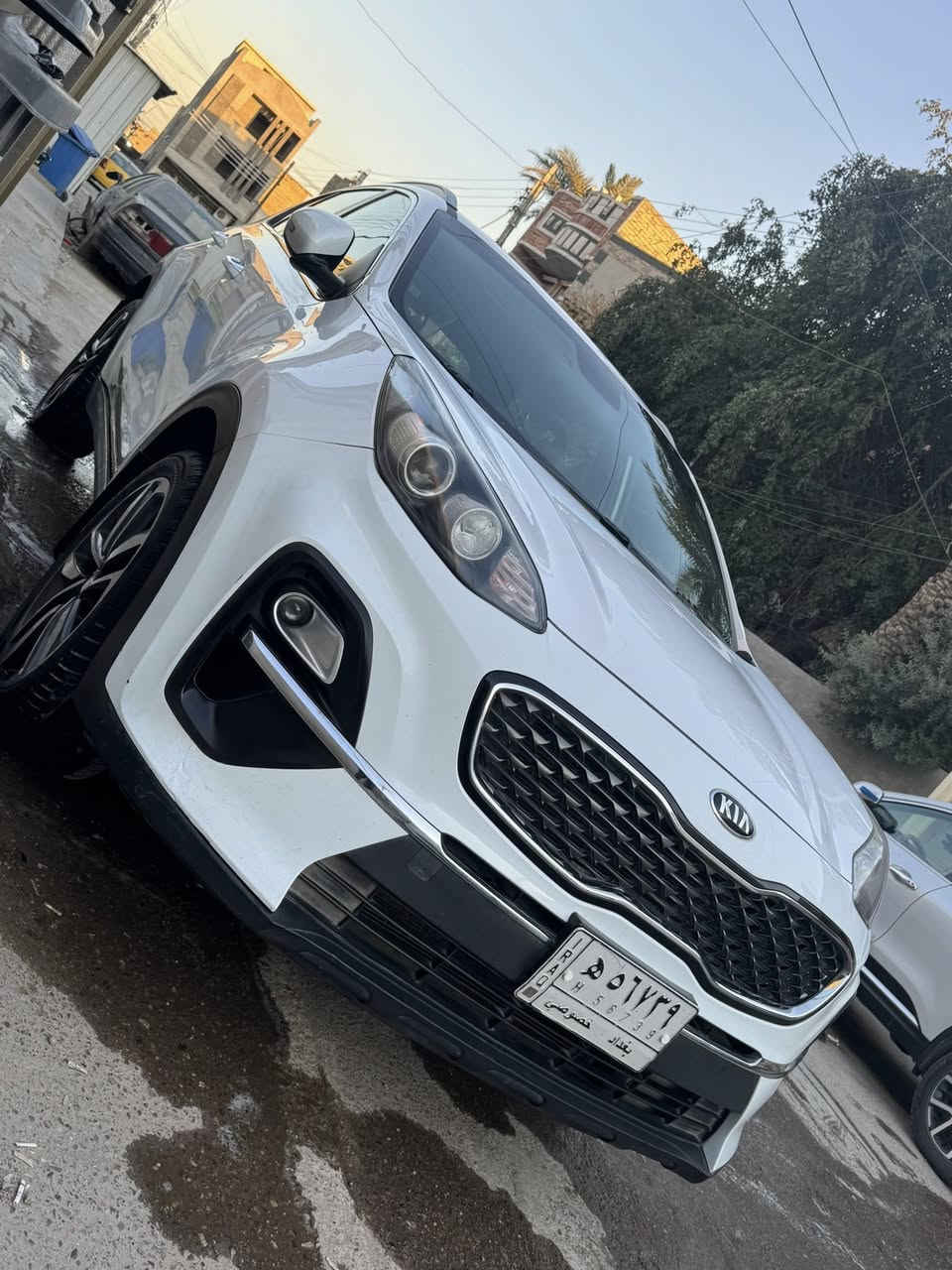 السلام عليكم للبيع سبورتج 2021
سياره مكفوله كفاله عامه سياره كلش جديده مابيه اي نقص مابيه جاهزه على اخر حبايه رايده 195 وبيه مجال حك جيه ***********رقمي سياره ماشيه 70 الف
