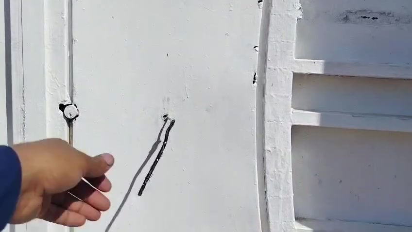 السلام عليكم يوجد بيت للبيع 220متر زراعي متكون من غرفتين وصاله ومطبخ وبراني وصحيات بيت جديد قريب على حسينيه الاسواق سعر 50وبيه مجال قليل ***********واتساب متواجد
