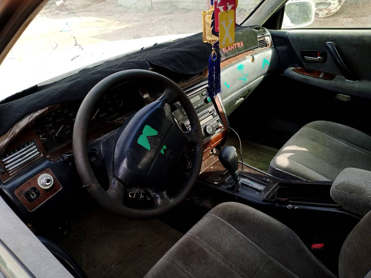 راس الثور  ادوات مكفوله من الكص  مكينه جديده سعر 23وبيه مجال  بصره قضاه المدينه بني منصور   ***********
