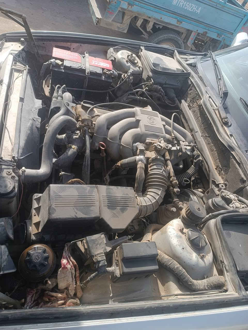 السلام عليكم 525 محرك مفتوح ماكينه مقفوله جير بيتاخير السعر 40 موديل 89 بيع او مراوس العنوان نجف0788 558 1660
