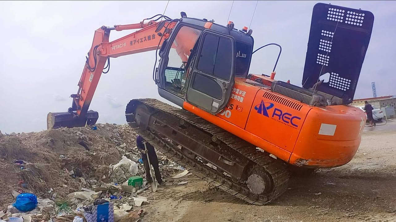 زت 2005 مضخه بلاديه ما مفتوحه محرك بدون تنقيص 
بدون صبق  حاليا تشتقل
(***********)
