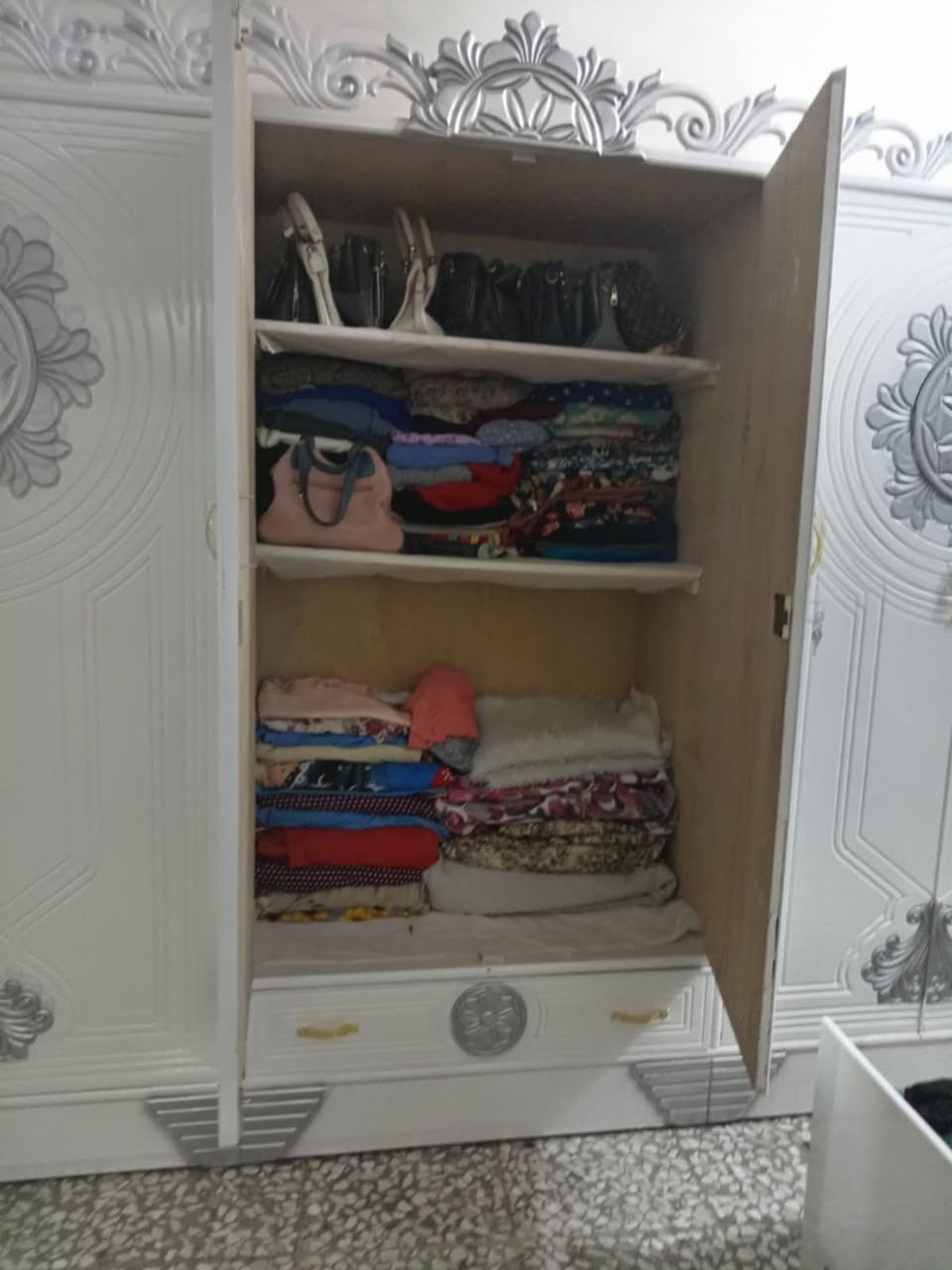 #غرفة_للبيع📌👇🏻
غرفة صاج 6 قطع بدون دوشك❌ نظيفة كلش💯
#العنوان_كربلاء📍للمزيد مراسلتي✅👍🏻


**إذا كنت صاحب هذا الإعلان وتريد حذفه لأي سبب، رجاءا أرسل رسالة إلى الدعم الفني**