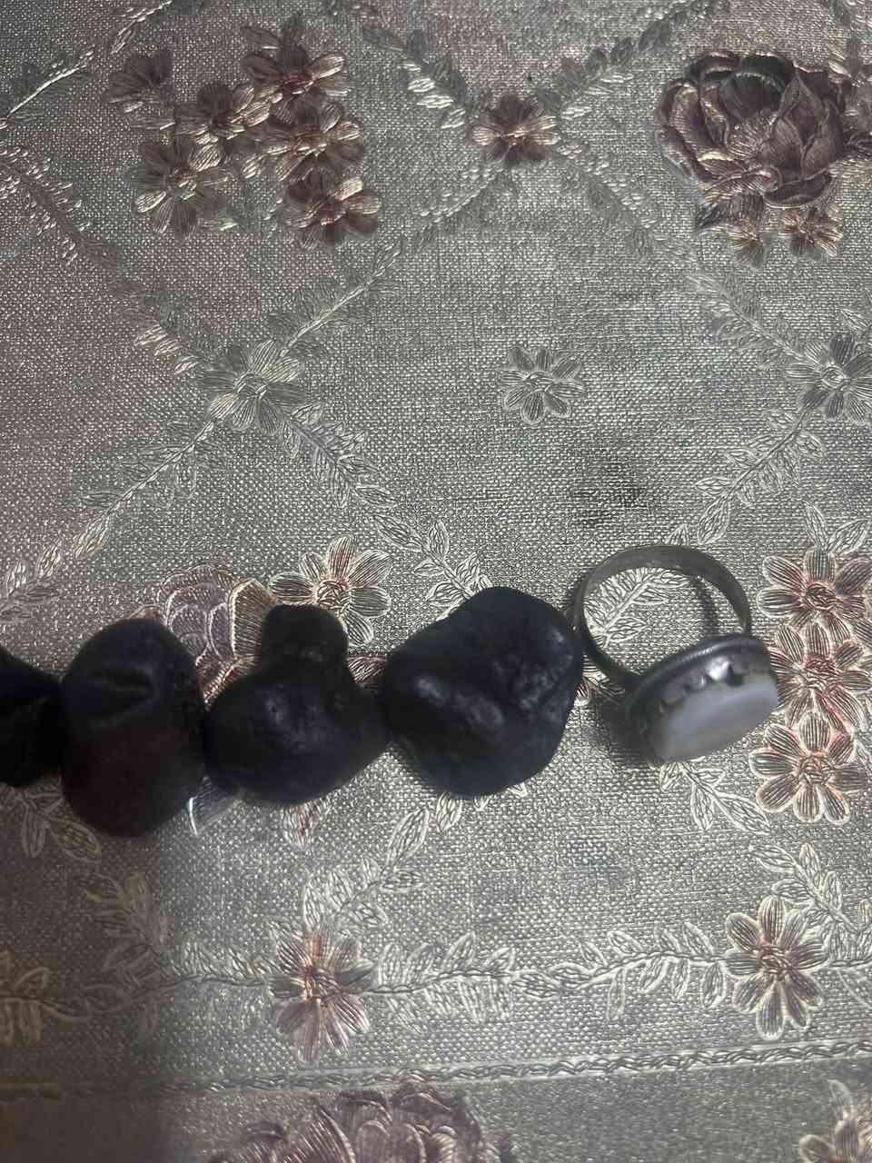 احجار للبيع شرط كله اصلي ومال كاع ابيعهن كلهن ***********/***********
