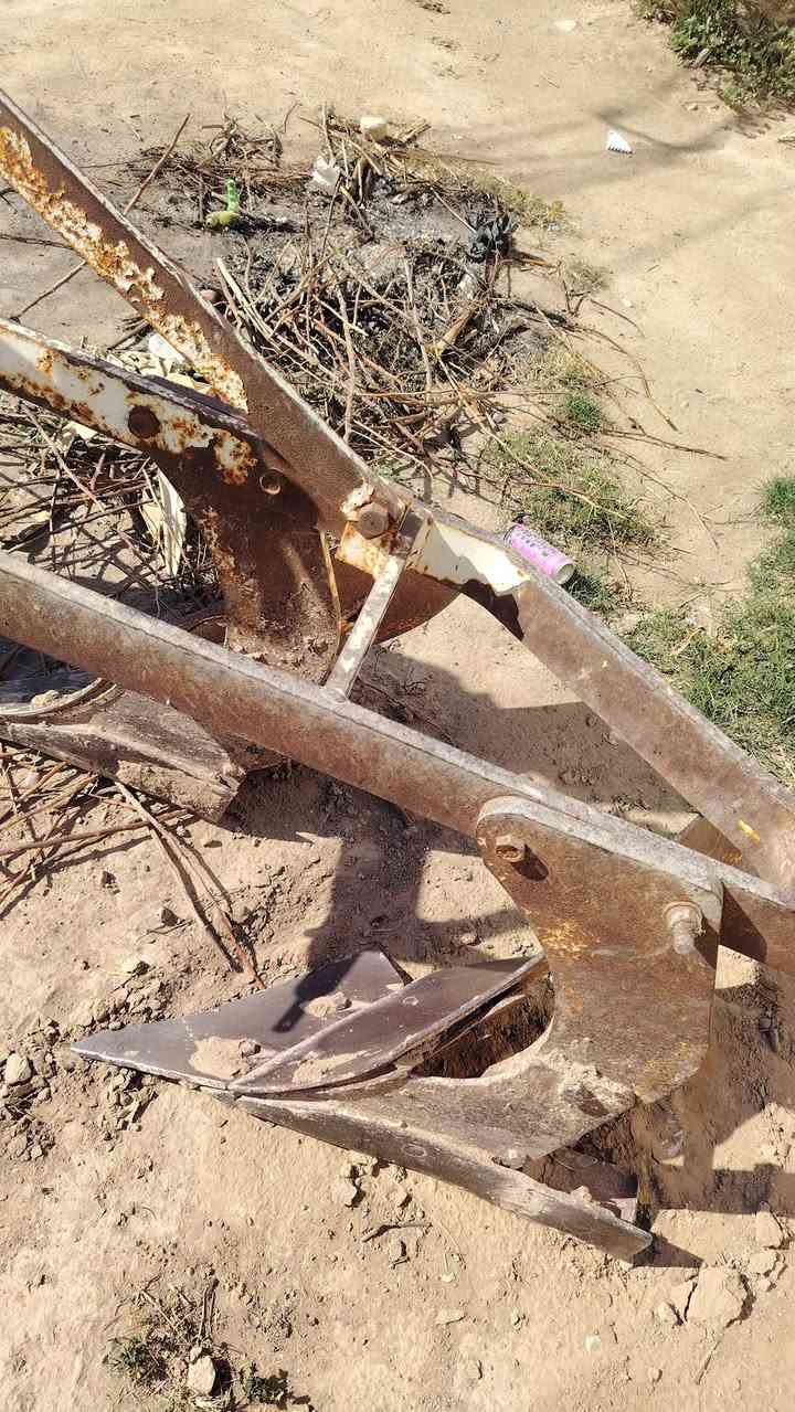 سلام عليكم ورحمة الله وبركاته يوجد للبيع معدات مال كابوته *********** المكان ديالى ***********
