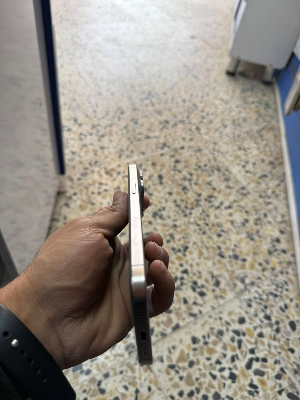 السلام عليكم ايفون 15 برو ماكس ماستر شرق اوسط AAA ذاكرة 256 بطارية 84٪؜ مشحون 460 مرة كامل الملحقات كارتون الاصلي للبيع فقط للأستفسار اكثر خاص


**إذا كنت صاحب هذا الإعلان وتريد حذفه لأي سبب، رجاءا أرسل رسالة إلى الدعم الفني**