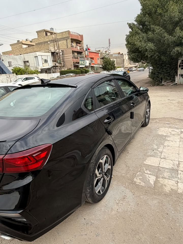 فورتي 2021   . رقم بغداد تحويل ثاني يوم .
3 انضمة محرك 2000 دوش 

ماشيه 27 الف فقط 

ضررهة  بنيد مبدل فقط والمبدل  هم اصلي لاجاملغاات لا لغد لا شاصي 

السياره دخول ب 2023

شاشة ابل كاربلاي واندرويد 

محدد سرعة 

محدد مسار

حساس امامي

سعر 135 وربيهة مجال 

مكاني بغداد

***********

