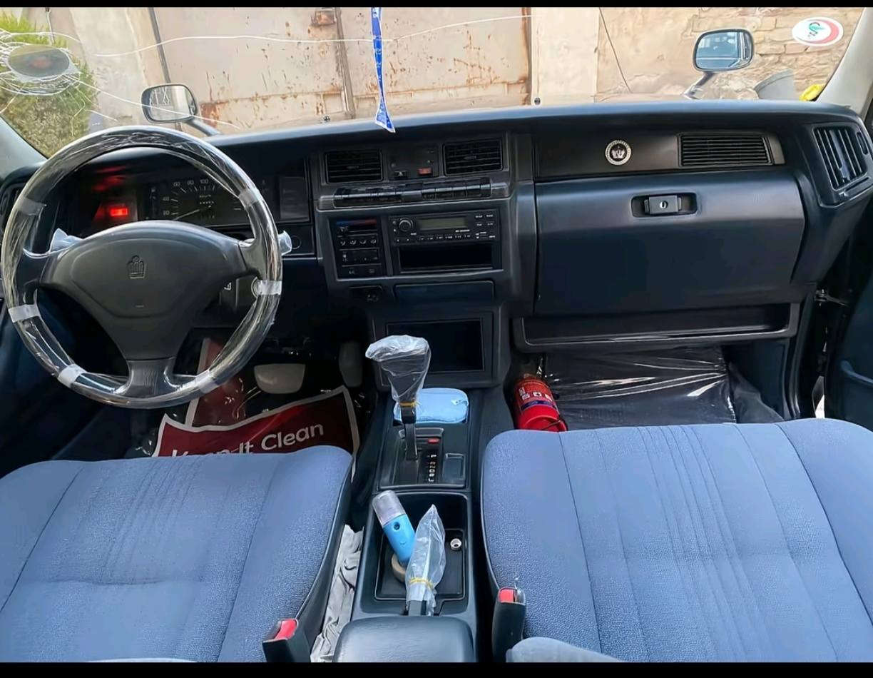 سلام عليكم ارنب كفاله كفاله كفاله عامه بدون نقاش ماشيه 120 الف km
كفاله للأخير رقم بأسمي انكليزي
مستعجل قفل قفل قفل
88 ورقه مكاني بغداد
***********
