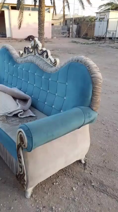 تخم قنفات ١٤ مقعد سعرهم 500الف وبيه مجال مكانهم طريق النجف للاستفسار خاص


**إذا كنت صاحب هذا الإعلان وتريد حذفه لأي سبب، رجاءا أرسل رسالة إلى الدعم الفني**