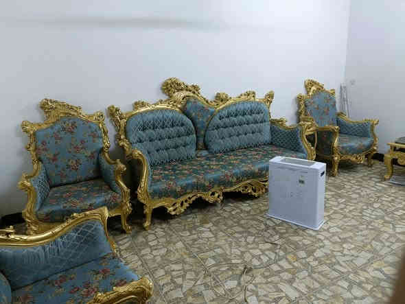 تخم زان مصري 11 مقعد نظيف جدا اخو الجديد مال بيت لا كسر ولا خدش مكاني بغداد السعر 900 وبي مجال بسيط ***********
