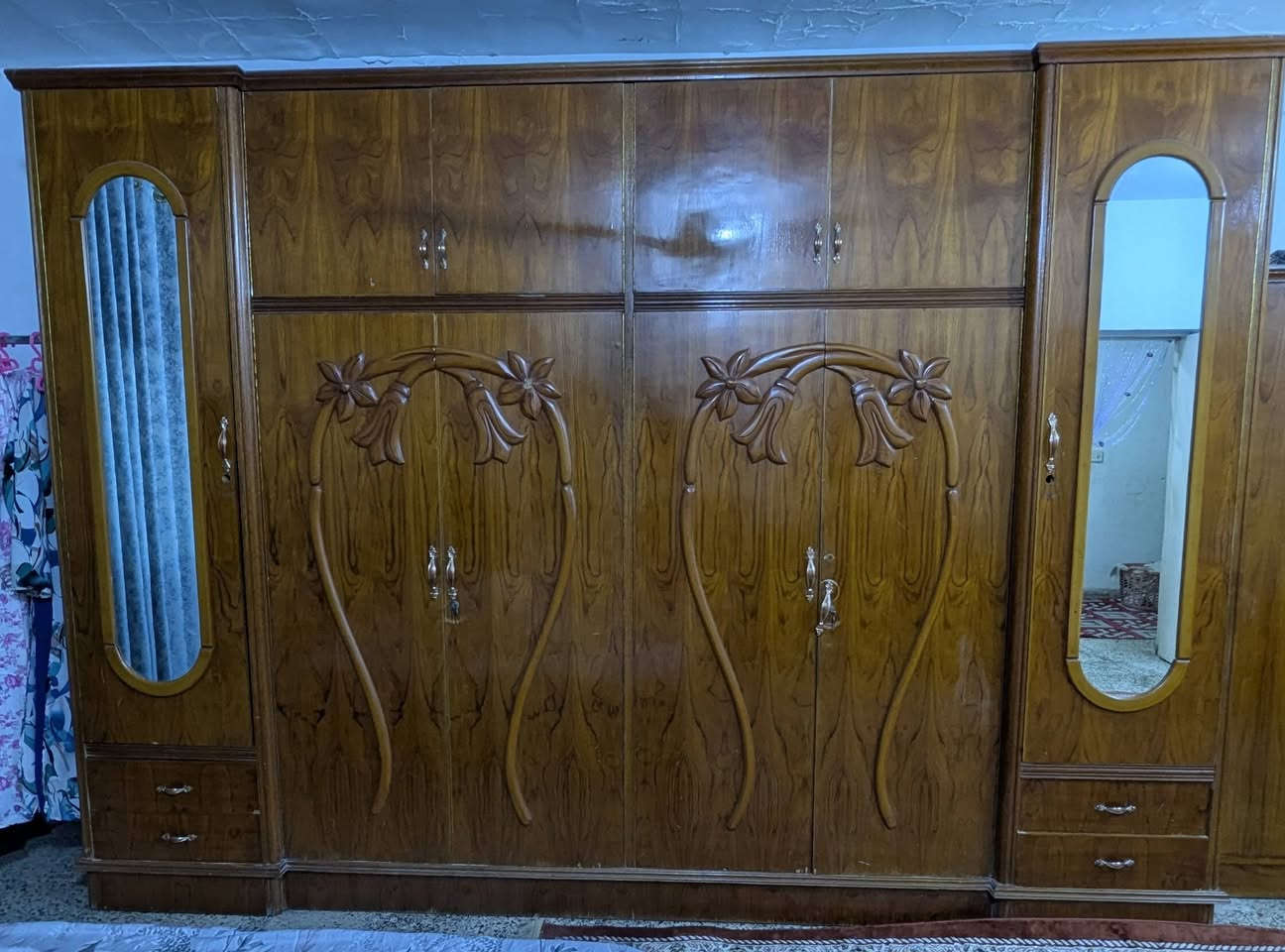 غرفة نوم مستعمله صاج دواخله نظيف جدا
السعر 950 وبيه مجال 
0774 724 4436 للأستفسار اتصال او واتساب
