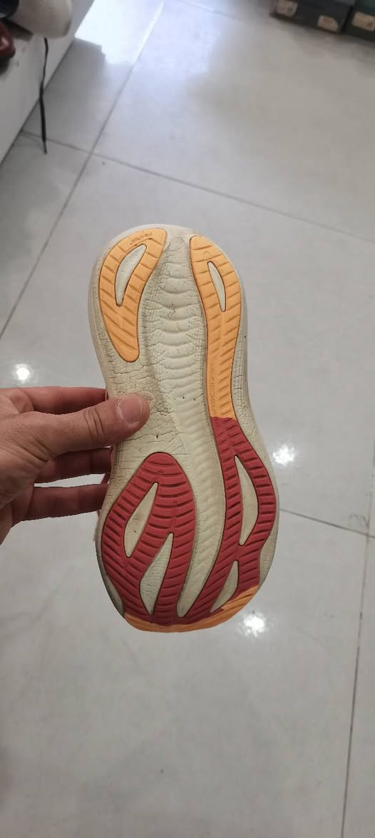 @ asics Gel NIMBUS27
اسكس قياس ٣٨
طول قدم ٢٤سم
نضيف ارجنال وتوصيل مجاني


**إذا كنت صاحب هذا الإعلان وتريد حذفه لأي سبب، رجاءا أرسل رسالة إلى الدعم الفني**