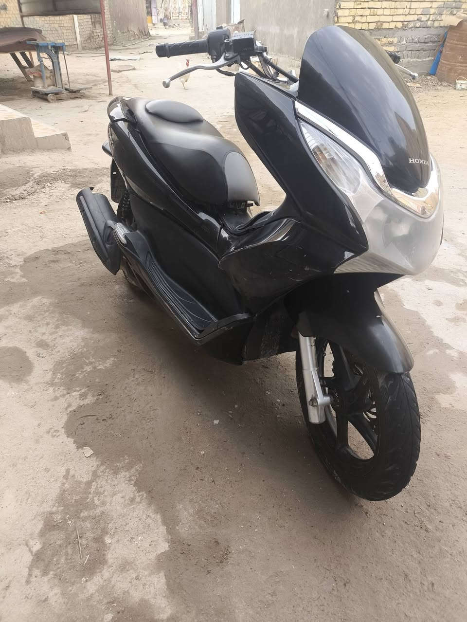 للبيع بي سي اكس جيل الاول (ياباني)
للاستفسار{***********} دراجه حلوه
 سعر مليون و250وبيها مجال
