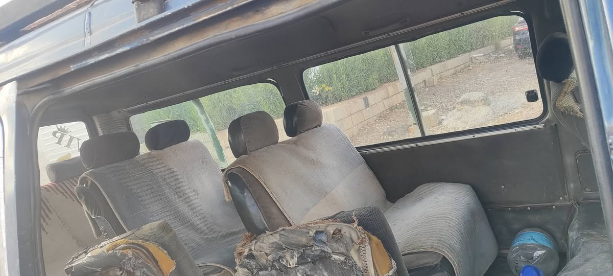 السلام عليكم سياره كيا بسته موديل 95فول مكينه وكير اكسل بشرط بس بدون سنويه يعني حديد ابيع بس بشرط اتكفلهه مدني وعشائر سعر 25.  ،***********
