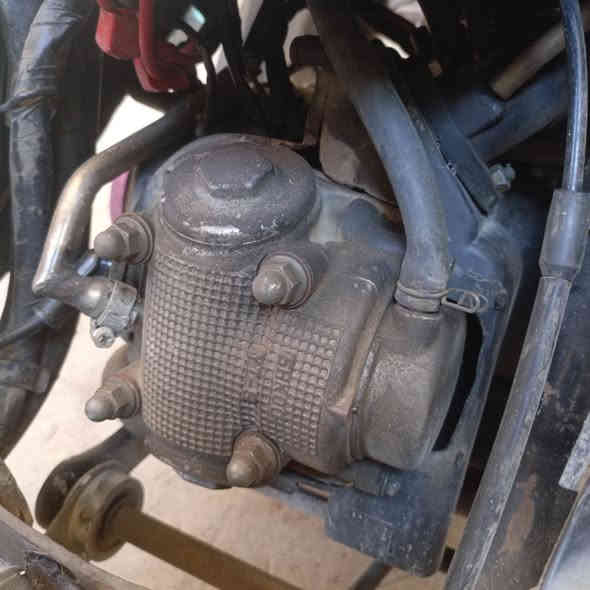 ماكس عدلة كهربائيات كلها شغالة مكينة مكفولة دراجة سلف هندر شغالة كابريتر اصلي مو تجاري سعر ٥٥٠ وبيها مجال بسيط مكاني زعفرانية رقم :‏‪***********‬‏
