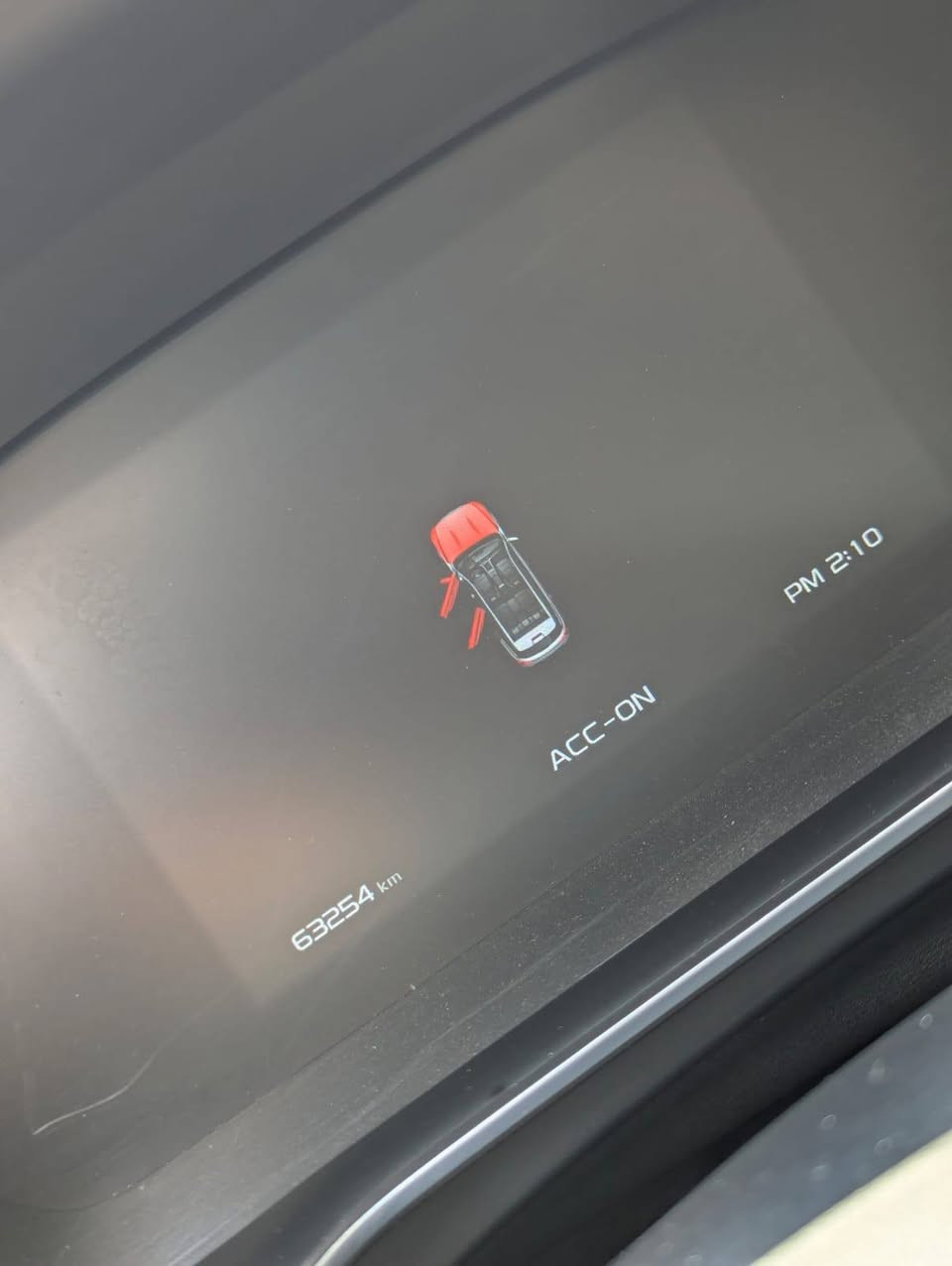 geely azkarra 2023 hybrid 48V
 جیلی ئەزکارا مۆدێل 2023 فول
***********
 مواسەفات (Luxury)، زۆر خاوێن و بێ کێشەیە. ئۆتۆمبێلەکە سیستەمی فۆڕ وێڵ درایڤە 4WD زۆر بەهێز و لە هەمان کاتدا ئێجگار کەم مەسرەفە لە بەنزیندا.
​ گرنگترین مواسەفاتەکانی:
​بزوێنەر: 1.5L لەگەڵ سیستەمی کارەبایی 48V EMS و کێشی زۆر بەهێز و نه رم
​ کیلۆمەتر ٦٨ کم ڕۆیشتوو
​ مواسەفاتی ناوەوە و دەرەوە (LUXURY) 
​پانۆرامای گەورە 
​کوشنی جلد کوشنی کارەبایی.
​شاشەی گەورەی حەجم 12.3 ئینج بەرزترین کوالێتی HD
​کامێرای 360 پلە بینینی چواردەوری ئۆتۆمبێلەکە بە شێوازی 3D
​لایتەکانی پێشەوە و دواوە بە تەواوی LED هۆشمەند
​سندوقی دواوە کارەبایی 
​سیستەمی ڕادار 
​شەحن وایەرلێس (بێ تەل) بۆ مۆبایل 
ته نها يه ك شوينی بچوك pdr ی هه يه سعر ١٣٨ و مجال 
 0750/ 754 8998
واتس اب و كورك
سياره كه له هه وليره

للبيع جيلي أزكارا 2023 فل مواصفات (Luxury) هايبرد
​السلام عليكم شباب، عندي سيارة جيلي أزكارا Geely Azkarra موديل 2023 حيييل نظيفة وبدون أي مشاكل.
​الماشية العداد 68 الف كيلومتر بس
​الدفع: فور ويل درايف 4WD
​المحرك والمنتور
​المحرك: 1.5L  ويا سيستم كهربائي 48V EMS عزم كلش قوي واقتصادية جداً بصرف البنزين
​الكير: 7 نمر أوتوماتيك، تبديلاته كلش ناعمة وسريعة.
​ المواصفات الكاملة:
​بانوراما كاملة.
​كشنات جلد + كشن  كهرباء
​شاشة چبيرة حجم 12.3 إنج دقة عالية HD
​كاميرات 360 درجة رؤية محيطية 3D
​لايتات قدام وورا كلها LED ذكية.
​الصندوق الخلفي ينفتح كهرباء جك.
​رادار أمامي ونظام تحديد مسار.
​شاحن وايرليس (بدون واير) للموبايل.
​حالة السيارة:
​السيارة مكفولة من المصبوغ، بيها بس مكان واحد كلش صغير تعديل بارد (PDR) وبدون صبغ. سعر ١٣٨ ورقة بي مجال
​مكينة، كير، كهربائيات كلها بشرط الفحص.
​المكان  أربيل أربيل, العراق
