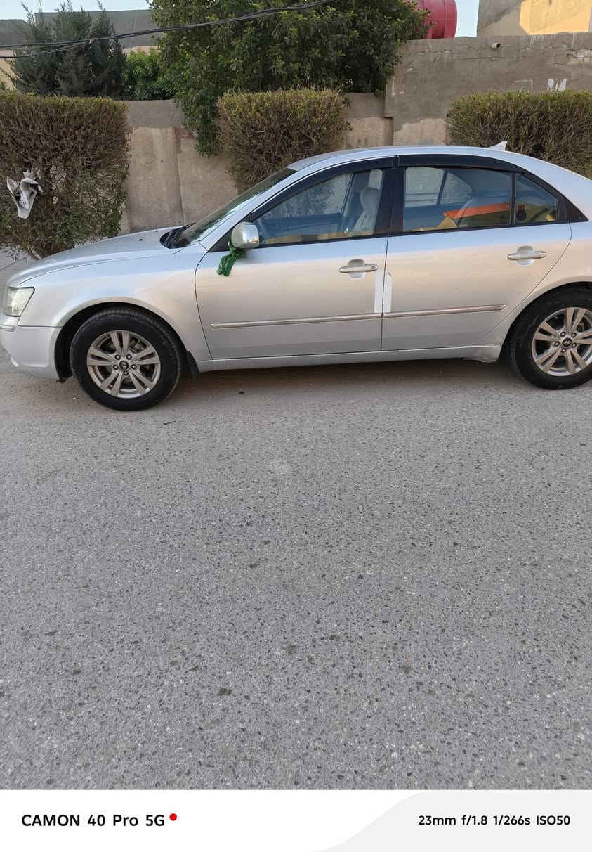 سيارة ٢٠٠٩ مكينة دوش وكير جديد 
المحرك بدون تبخير ولا تنقيص حادثة باب وجاملغ خلفي جهة السايق واكو شكم شخط بالجاملغ الأمامي إني ابيعك حزام 

تخم تاير جديد سنوية ما ساقطة وبأسمي ورقم جديد 

السيارة خير من الله 

السعر ٩٥ وبيها مجال بسيط 

مكان السيارة بابل الحمزة الغربي 

التواصل ‏‪***********‬‏
