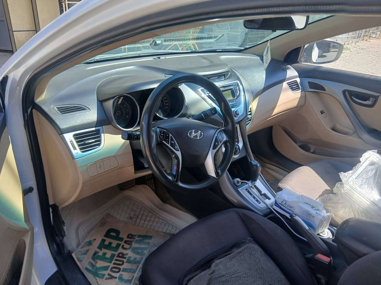 السلام عليكم (مراوس كيا اوبتما)
النترا خليجي موديل 2012
نص فول 
رقم سليمانيه تريد تحويل او وكالة 
سيارة بيه باب سائق وره سائق بارد 
كير مكينة خير من الله
تبريد فول تدفية 
صدر جديد 
السعر 106 بي مجال 
***********
مكان سيارة بغداد 
غير متواجد على فيس
(مراوس اوبتما )
