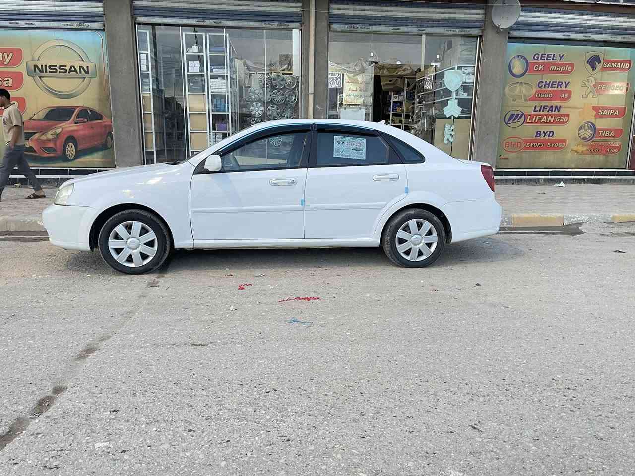 السلام عليكم
أوبترا ٢٠١١ مشروع وطني 

جاهزه مكينه وكير عشرط مكينه جديده صار شهر 

حدايده وكهربائيات عام شغاله 

بيه جاملغ مبدل ومكانات صبغ قليل 

نضيفه سياره وجاهزه 

سعر ٦٨ 

*********** 

بناصريه اسكان الصناعي
