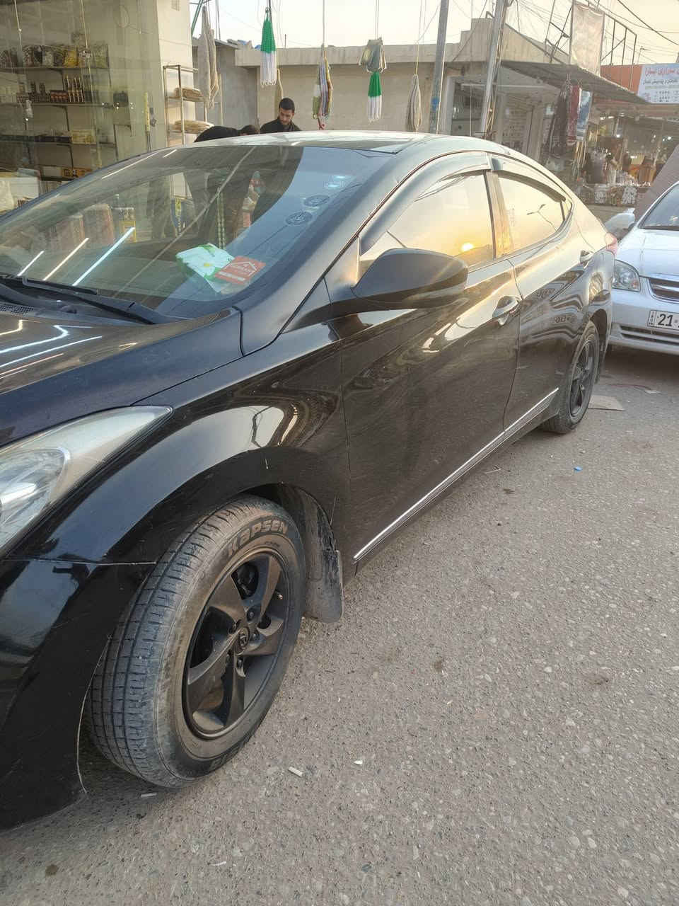 النتر موديل 2012بي قطعتين صبخ بدون دواخل ***********
