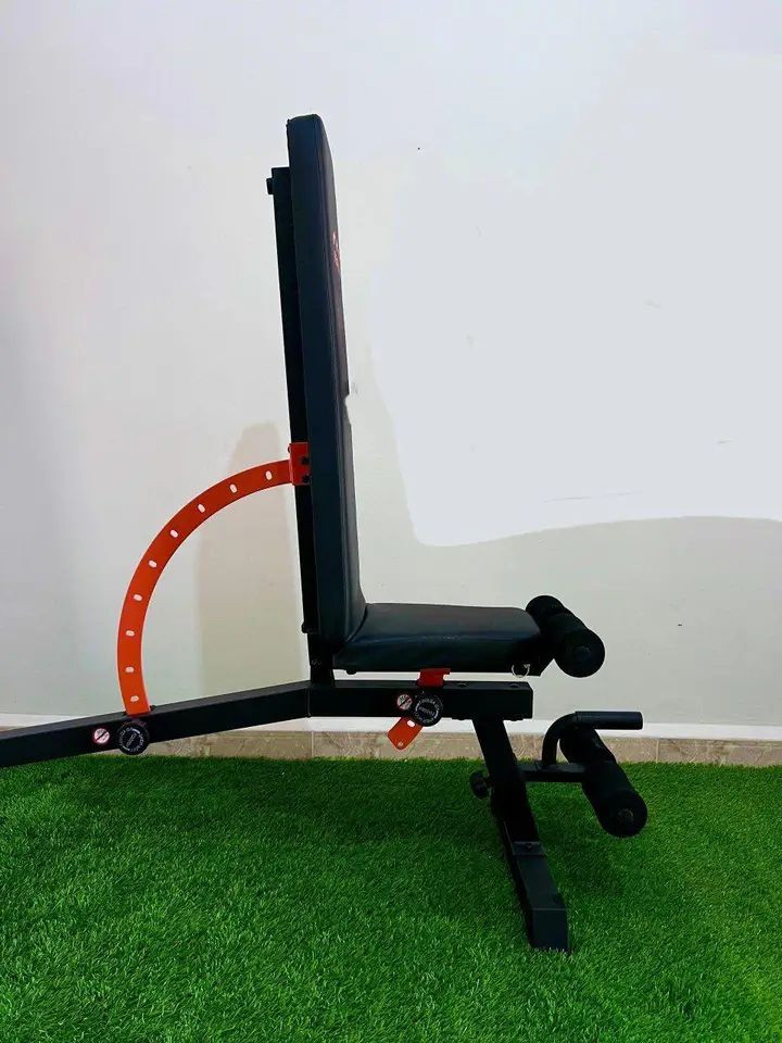 💪 كرسي رياضي LUSPER الألماني!
- يتحمل وزن 450KG + متعدد الوضعيات 🏋️‍♂️
- تمارين كتف، صدر علوي، صدر وسط، صدر سفلي 💥
- تصميم متين + عجلات لتسهيل الحركة 🚀
- للصالات الرياضية والمنازل + توصيل متوفر 📦


**إذا كنت صاحب هذا الإعلان وتريد حذفه لأي سبب، رجاءا أرسل رسالة إلى الدعم الفني**