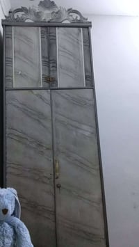 زاويه • اليده ضايعه • مستعمل