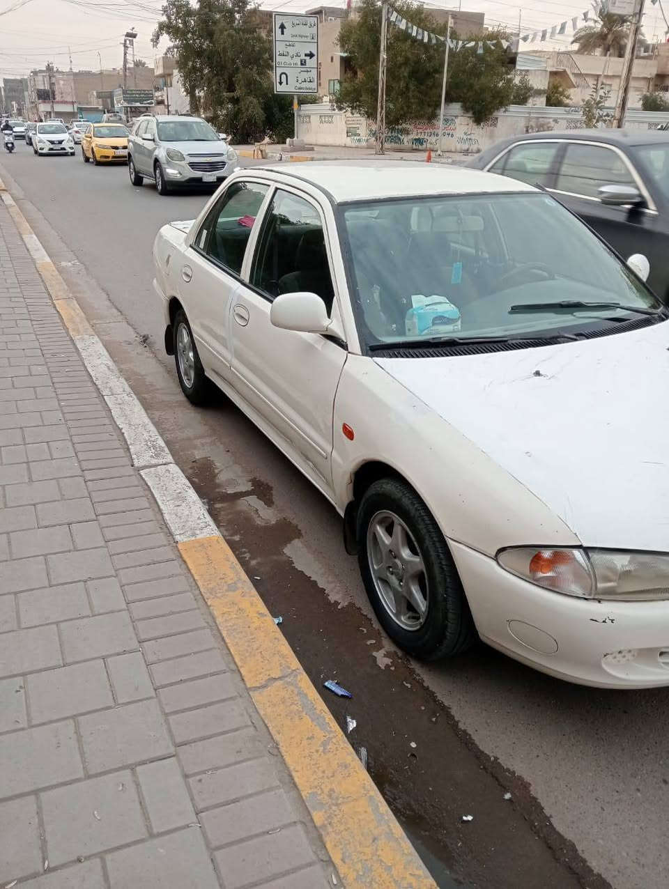 السلام عليكم سياره براثون موديل 2004 السياره اي نقص ما بيها من تبريد من تدفئه جير ومكينه وحداديه جديده 
وتخون تاير جديد السياره يبيع بكانات صغيره صبغ كلش صغيره السياره باسمي تحويل ثاني يوم والثانويه تسقط ب 30 شكرا جزيلا السعر 52 وبيها مجال للطيبين وعنوان السياره بغداد الشعب رقم  ***********
