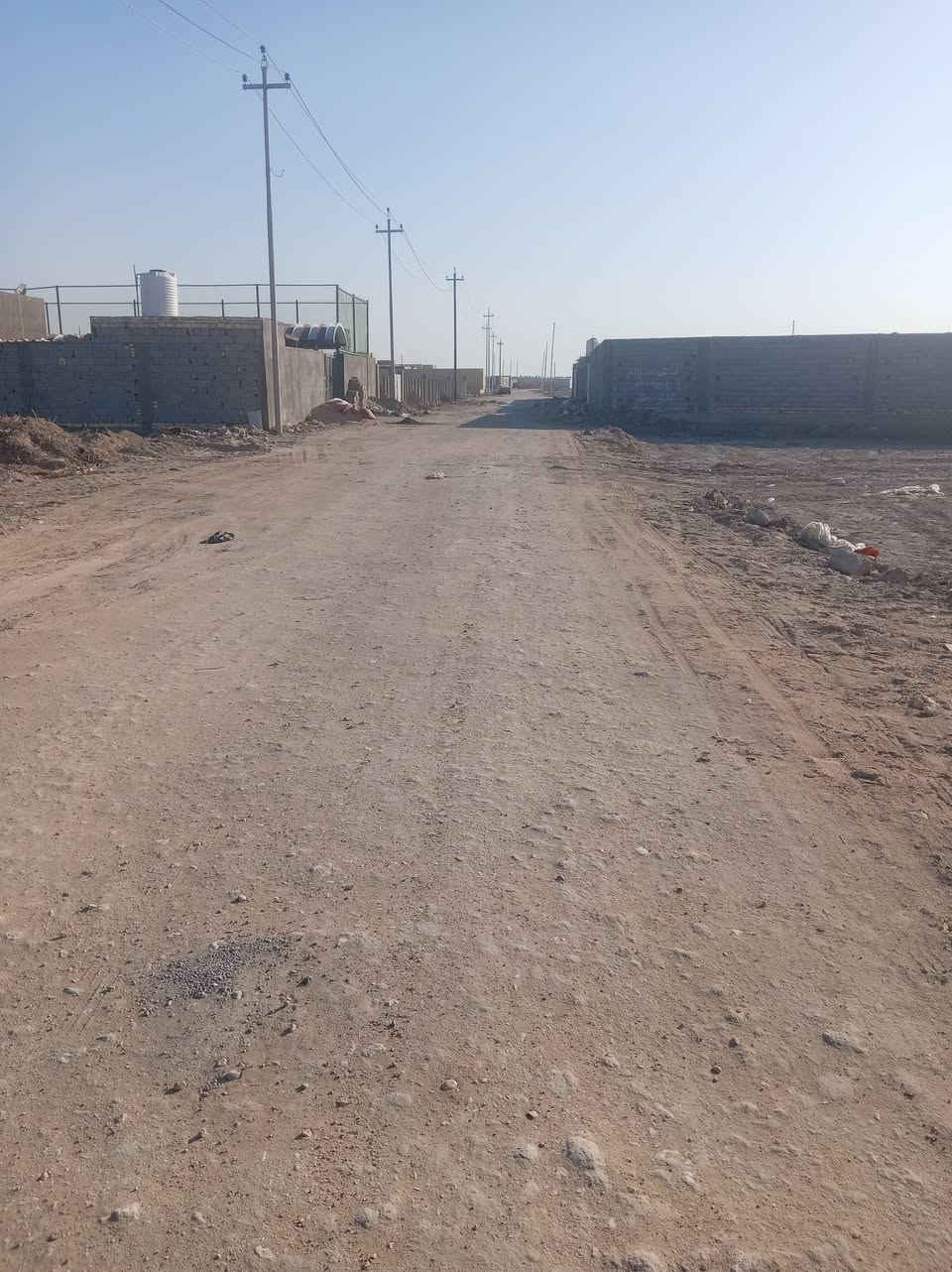 السلام عليكم بستان للبيع نص دونم تحويل مباشر بسم طابو اسهم المساحه ١٢٤٥ على طريق السفينه خلف ثانويت الواثق طريق السياحي ماء كهرباء وبوري ماي باب البستان ***********
