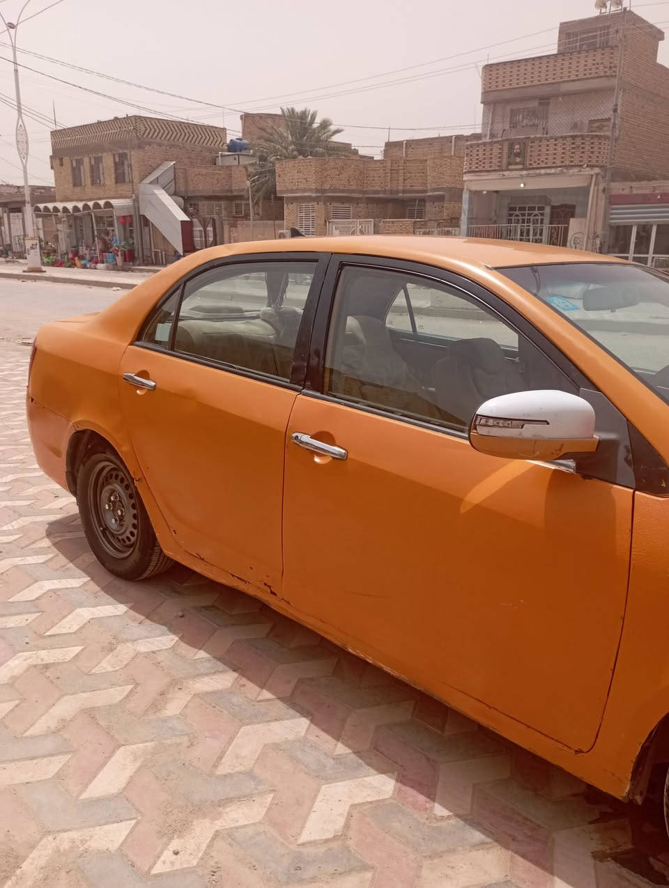 سلام عليكم          سعر ٣٠ 
جلي موبل محوره مكينه كير كورله 
مصفره هيه وغرامات رقم نكليزي بسمي  مصبوغه عام جماليه مكان شطره خوان انه مكلف بل نشر خابر راعيه ***********
