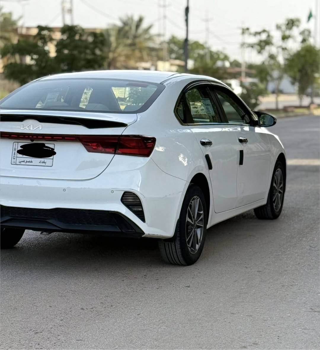 سيراتو 2022 خليجي استقطاع مباشر رقم بغداد وكاله عامه مضمونه من المالك مالكها يسكن بغداد باقيلها سنه وتصير حره فول مواصفات للاخير مكينه 1600 دوش سياره مكفوله من الضربه والصبغ عده بارد وتكحيل مواصفات فتحه شاشه وكامره فول حساسات ولدات يدات نيكل مكان السياره واسط السعر 136 وبيها مجال ***********
