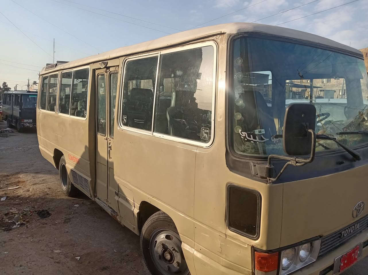 سلامه عليكم عريضه للبيع مديل ١٩٨٦ سياره مكينه جمره بازين سياره خير من الله سعره ٦مليون وبيه مجال ستفساره خاص ***********
