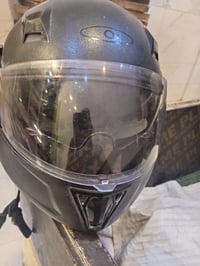 سلام علكيم خوذه مال دراجه رياضيه للبيع السعر ٢٥ الف للاستفسار الاتصال ...