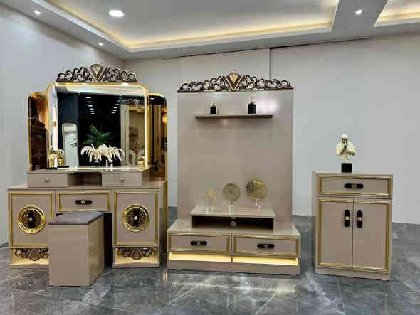 السلام عليكم 
غرفة نوم تركيه 

12 قطعه 

Hdf برغي وجوي 

جديده مشدوده مره وحده 

السعر مليون و550 

وترهم بلاقساط ع ماستر 

مكان الغرفه الرمادي 

***********
