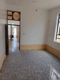 بيت للايجار. ابي غرق . حي المرتضى. ال جعلول  البيت يتكون من صاله  مطبخ...
