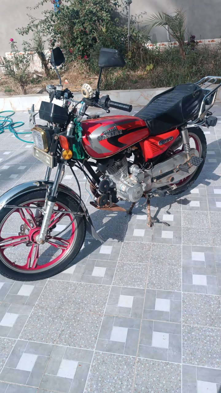 السلام عليكم دراجه سفان رقم لبيع مديل 22
السعر 800 وبيهه مجال قليل لشراي


**إذا كنت صاحب هذا الإعلان وتريد حذفه لأي سبب، رجاءا أرسل رسالة إلى الدعم الفني**