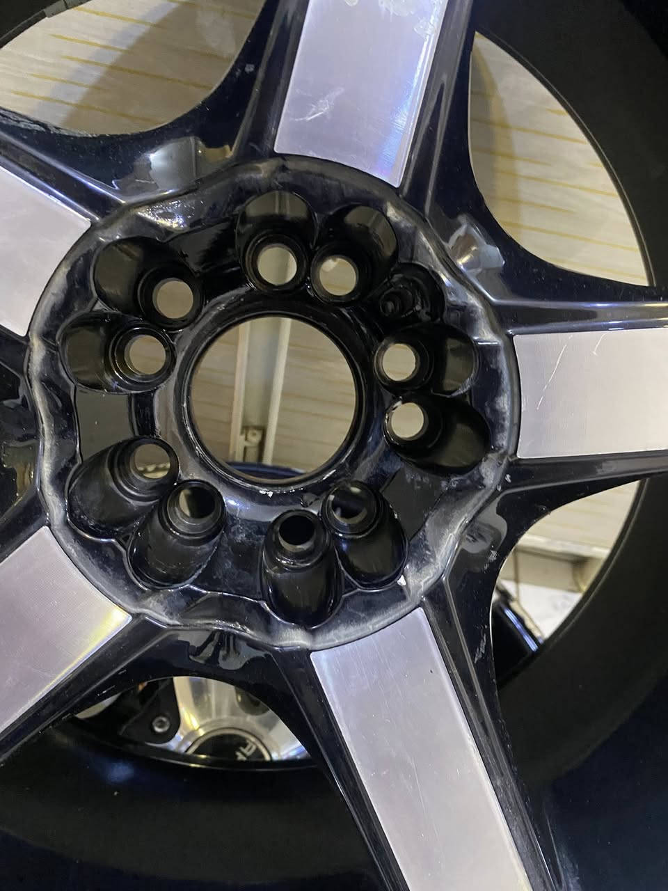 السلام عليكم 
تخم وياله حجم 20 جوكر 
115*5
100*5 
بدون فطر او لحيم 
يرهم جارجر اوباما جالنجر 
كورلا يرهم 
السعر 200الف قفل 
مكاني بغداد الدوره 
***********
