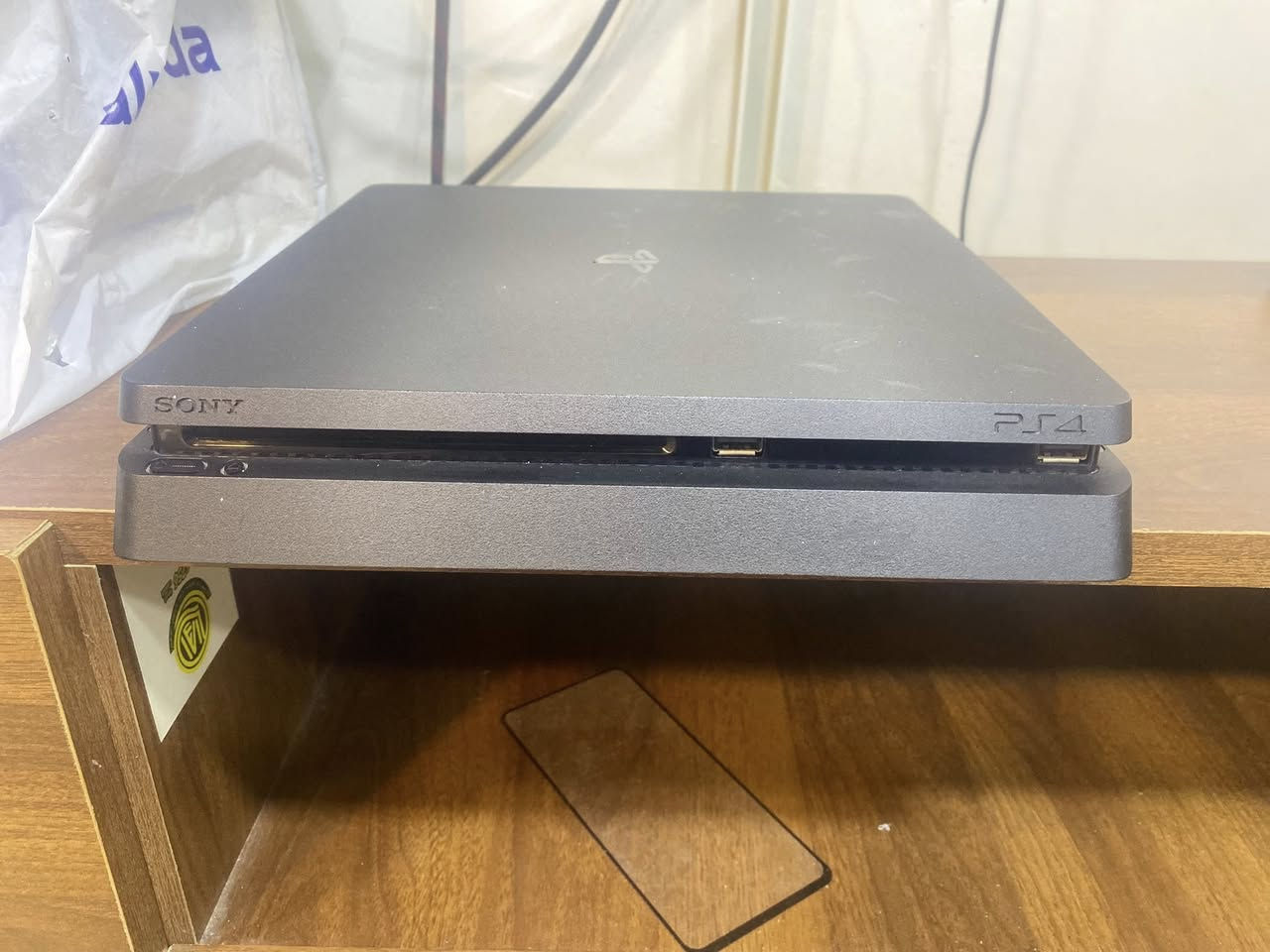 للبيع فور سلم ذاكره 500جهاز جديد بلكارتون مليان العاب جوستك الاصليه السعر 250وبي مجال كامل ملحقات لوك ستيكر


**إذا كنت صاحب هذا الإعلان وتريد حذفه لأي سبب، رجاءا أرسل رسالة إلى الدعم الفني**